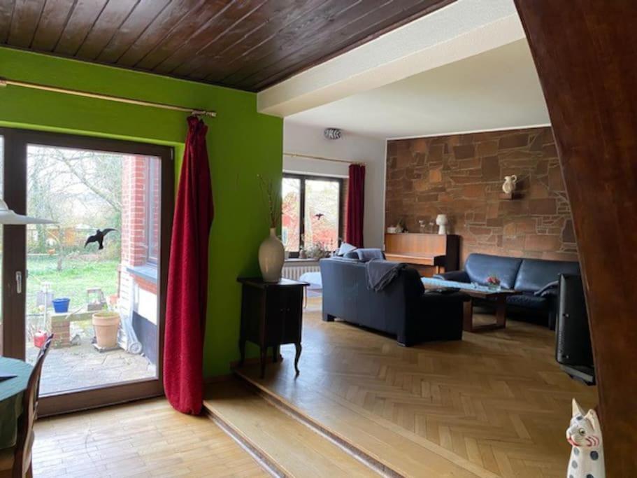 Geraeumiges 120M² Haus Mit Garten + Stellplatz Stralsund Exteriör bild